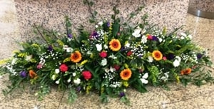 Town Council Supports Flower Display